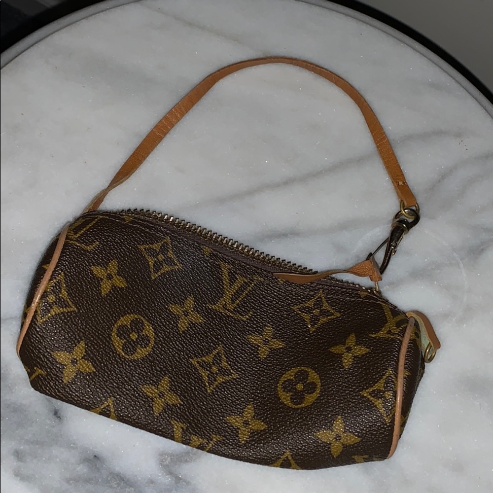 Louis Vuitton little purse / coin purse